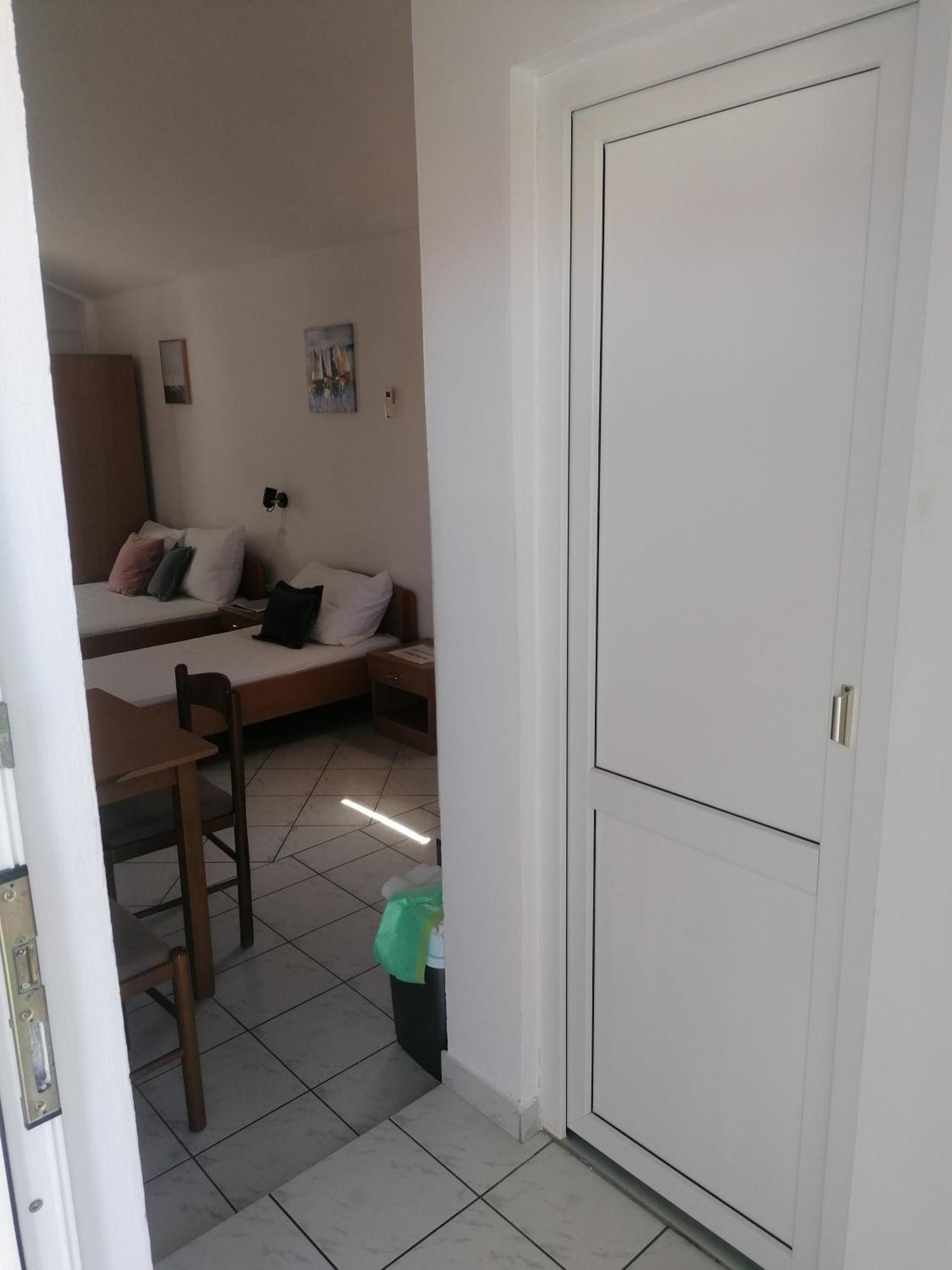 Iva Apartments Podaca Extérieur photo
