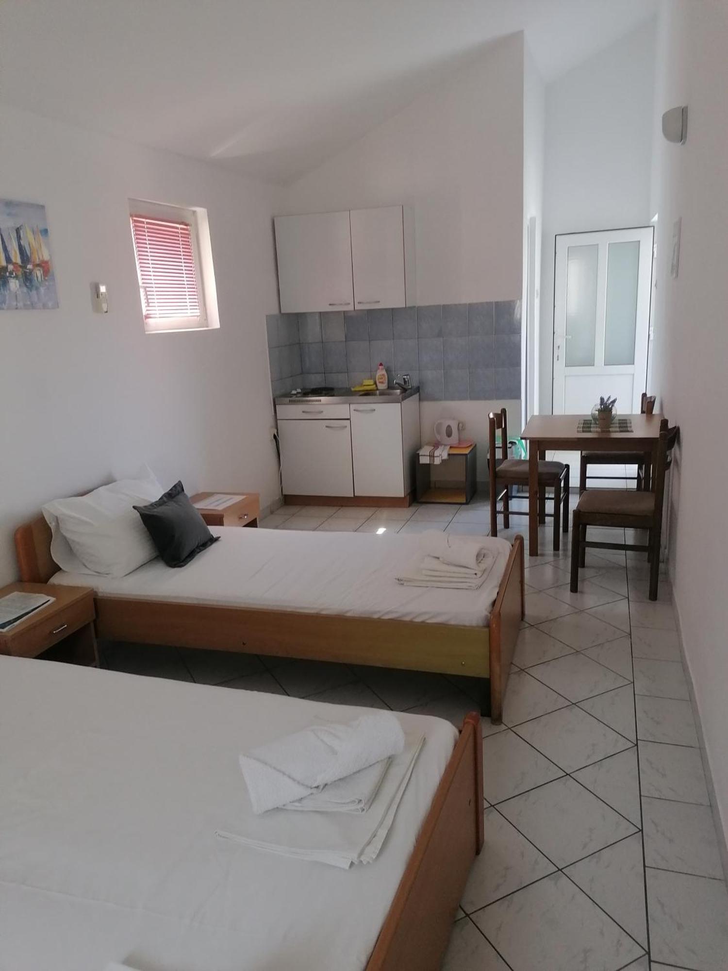 Iva Apartments Podaca Extérieur photo